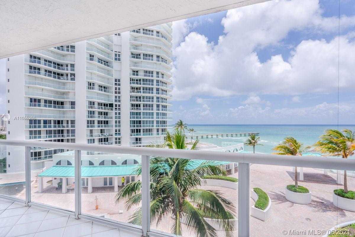 Small Image of 16425 COLLINS AVE #715, Sunny Isles Beach Number 3
