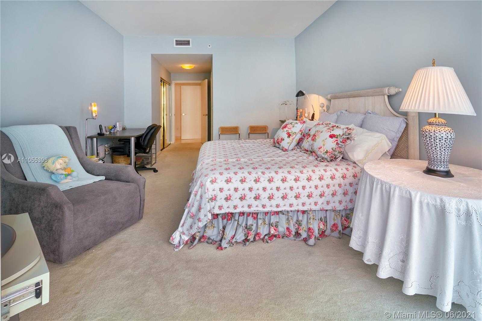 Small Image of 10101 COLLINS AVE #12A, Bal Harbour Number 25