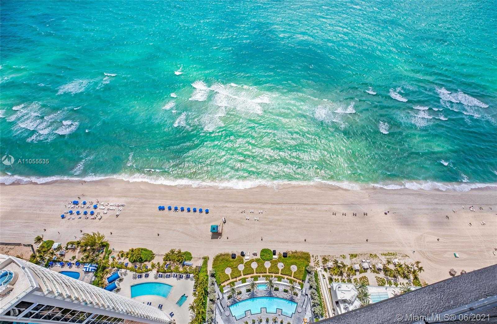 Small Image of 18555 COLLINS AVE #4305, Sunny Isles Beach Number 3