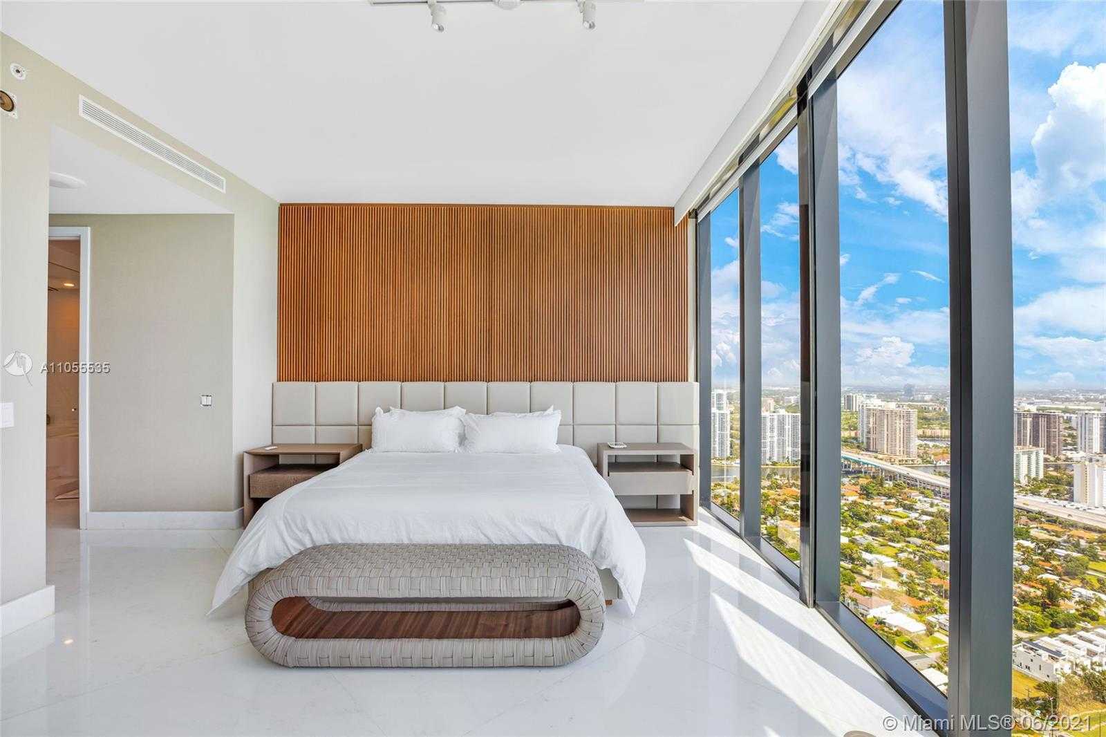 Small Image of 18555 COLLINS AVE #4305, Sunny Isles Beach Number 35