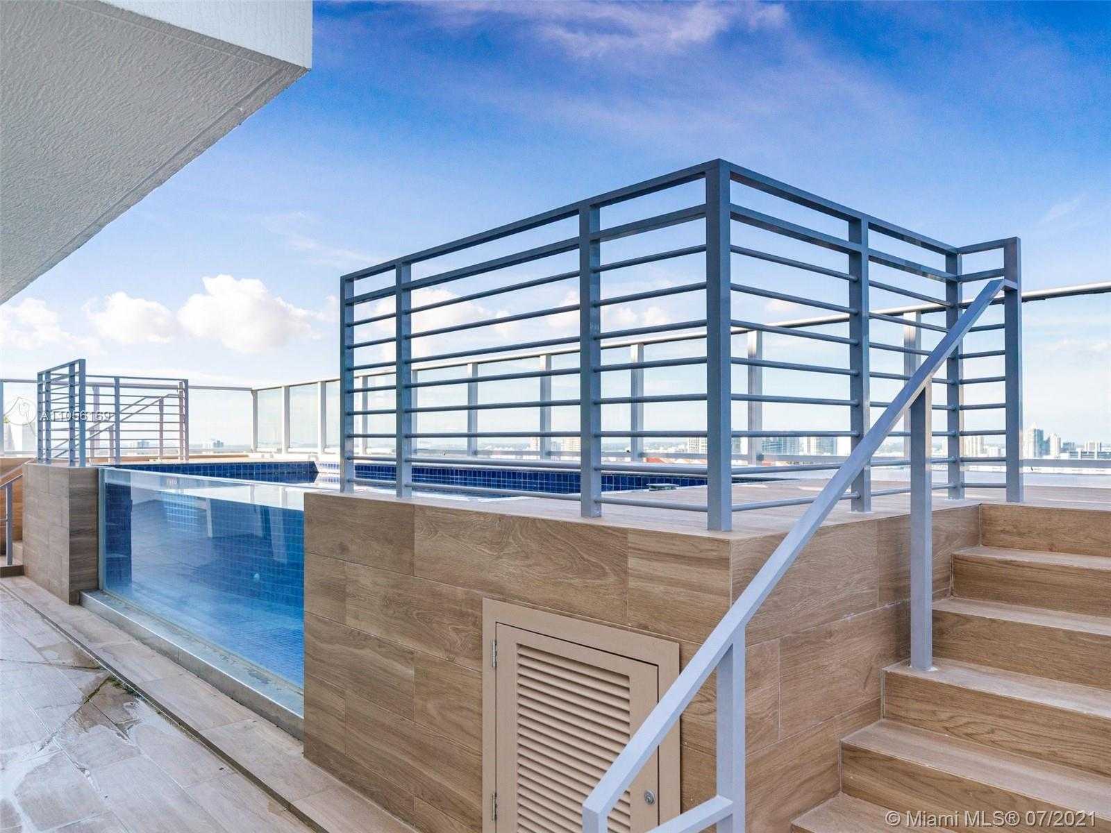 Small Image of 300 SUNNY ISLES BLVD #PH 03, Sunny Isles Beach Number 5