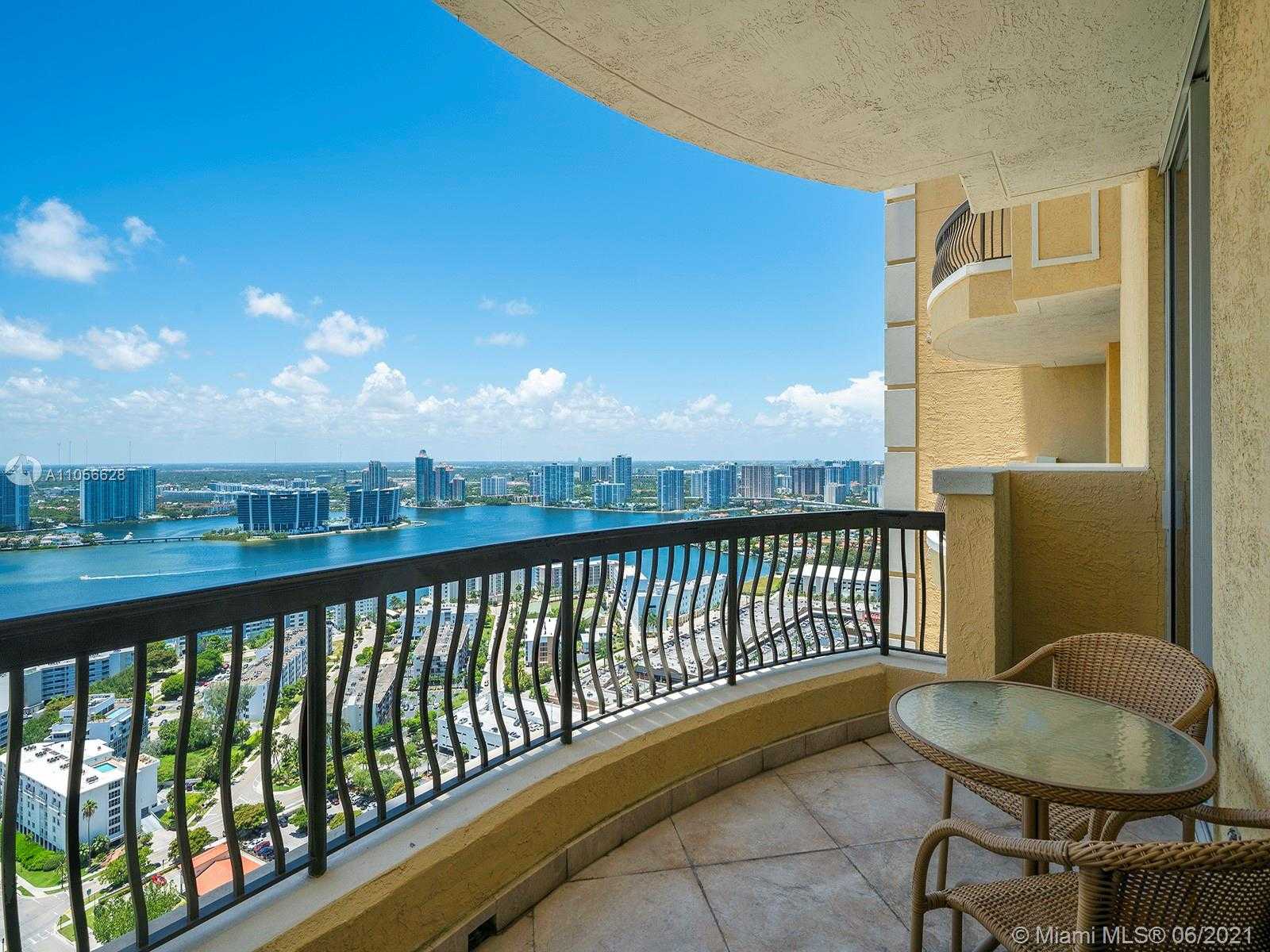 Small Image of 17875 Collins Ave, Sunny Isles Beach, FL 33160, USA Number 8