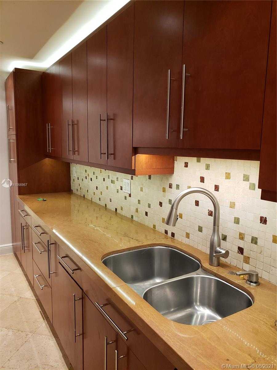 Small Image of 251 CRANDON BLVD #230, Key Biscayne Number 9
