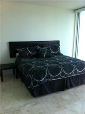 Small Image of 888 BISCAYNE BLVD #1602, Miami Number 8