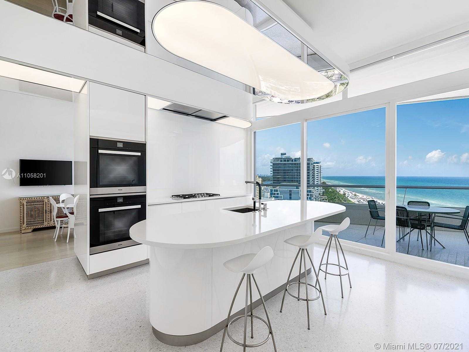 Small Image of 3315 COLLINS AVE #14A, Miami Beach Number 3
