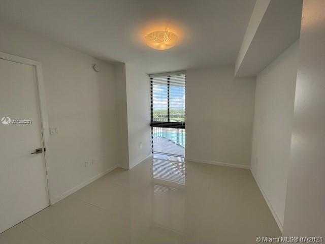Small Image of 5252 NORTH WEST 85TH AVE #504, Doral Number 12
