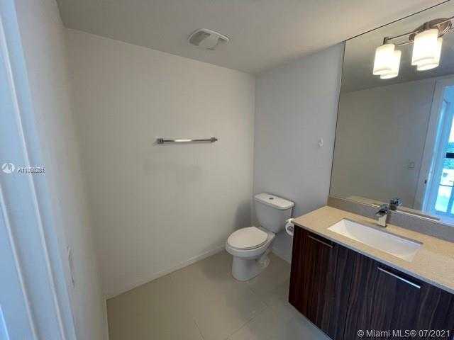 Small Image of 5252 NORTH WEST 85TH AVE #504, Doral Number 20