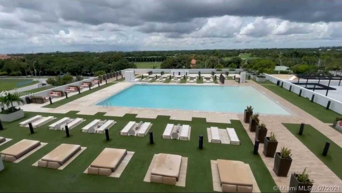 Small Image of 5252 NORTH WEST 85TH AVE #504, Doral Number 3