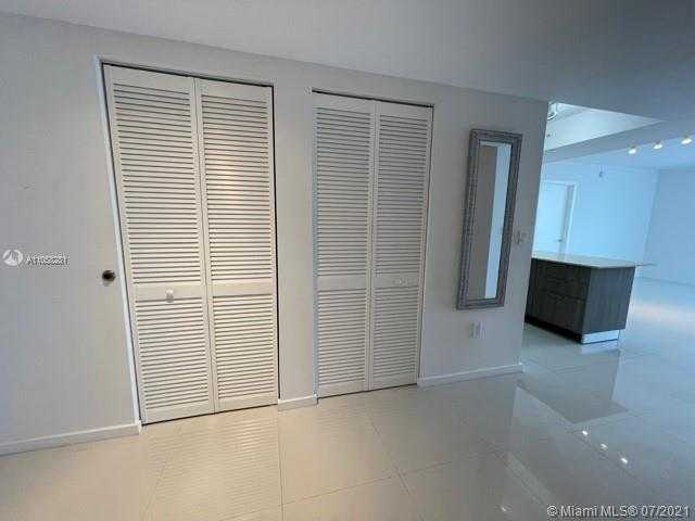 Small Image of 5252 NORTH WEST 85TH AVE #504, Doral Number 9