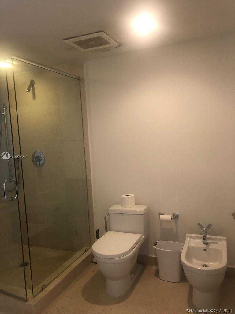 Small Image of 495 BRICKELL AVE #5305, Miami Number 7
