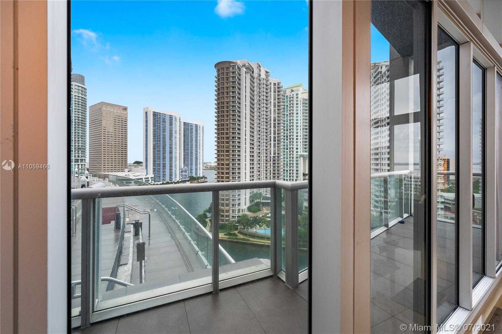 Small Image of 495 BRICKELL AVE #1502, Miami Number 17