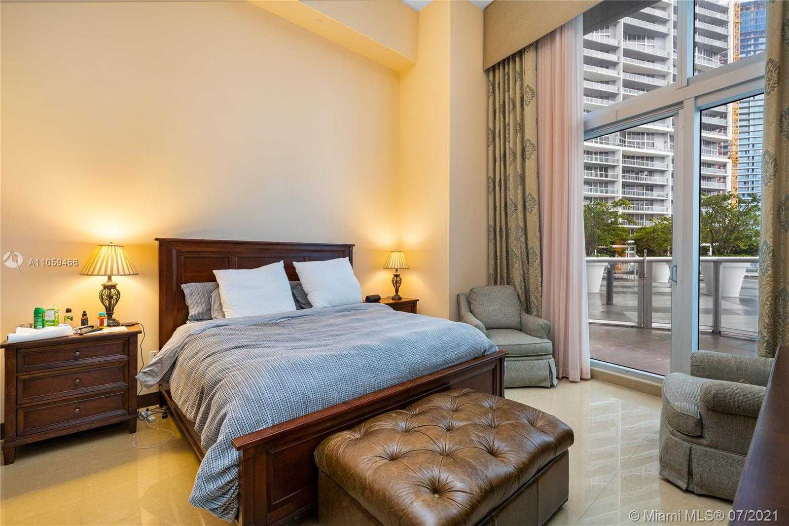 Small Image of 495 BRICKELL AVE #1502, Miami Number 8