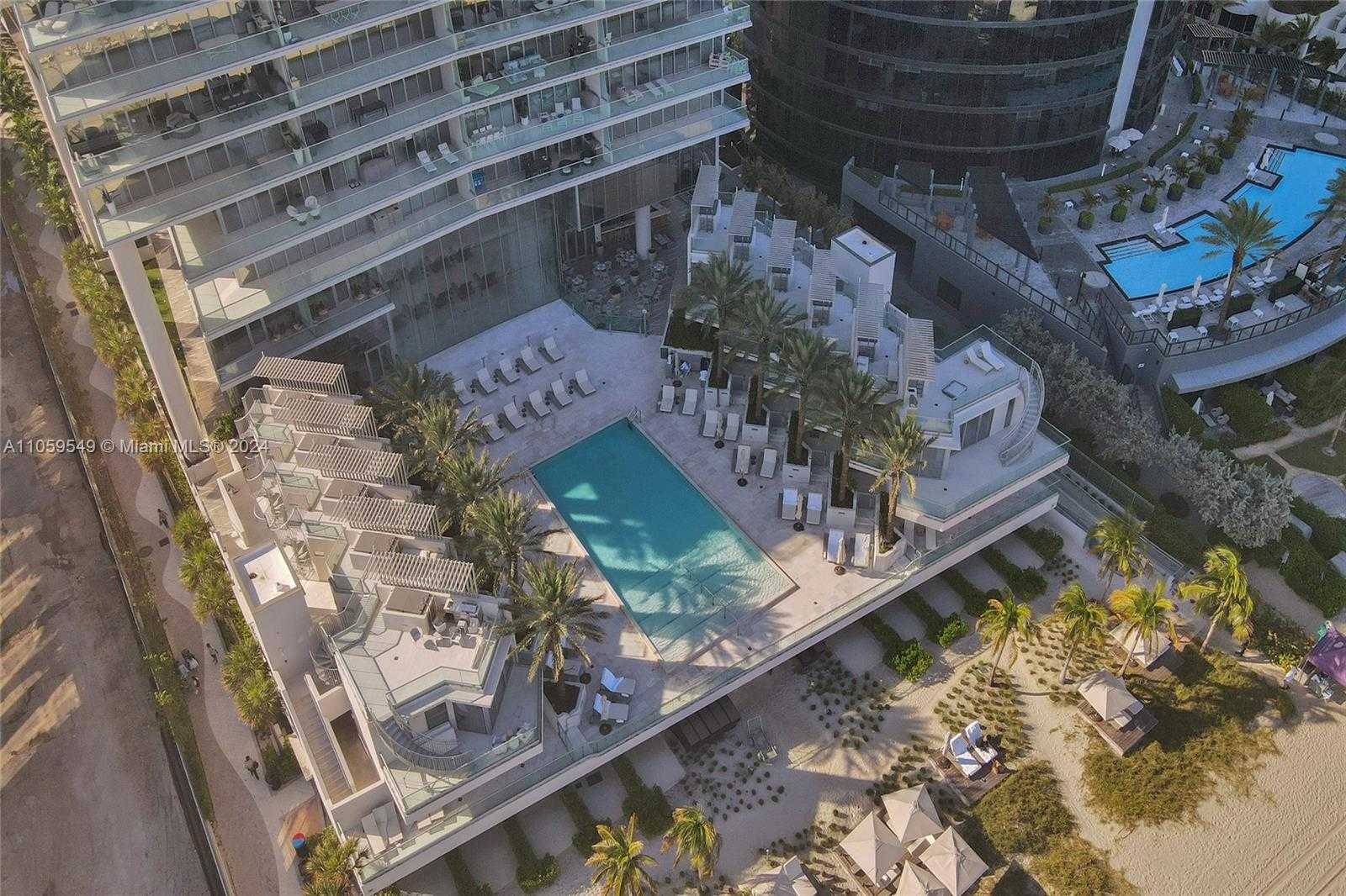 Small Image of 18501 COLLINS AVE #1902, Sunny Isles Beach Number 3