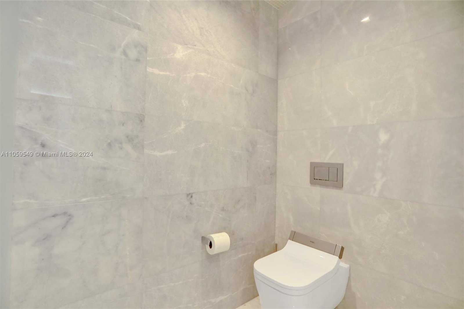 Small Image of 18501 COLLINS AVE #1902, Sunny Isles Beach Number 43