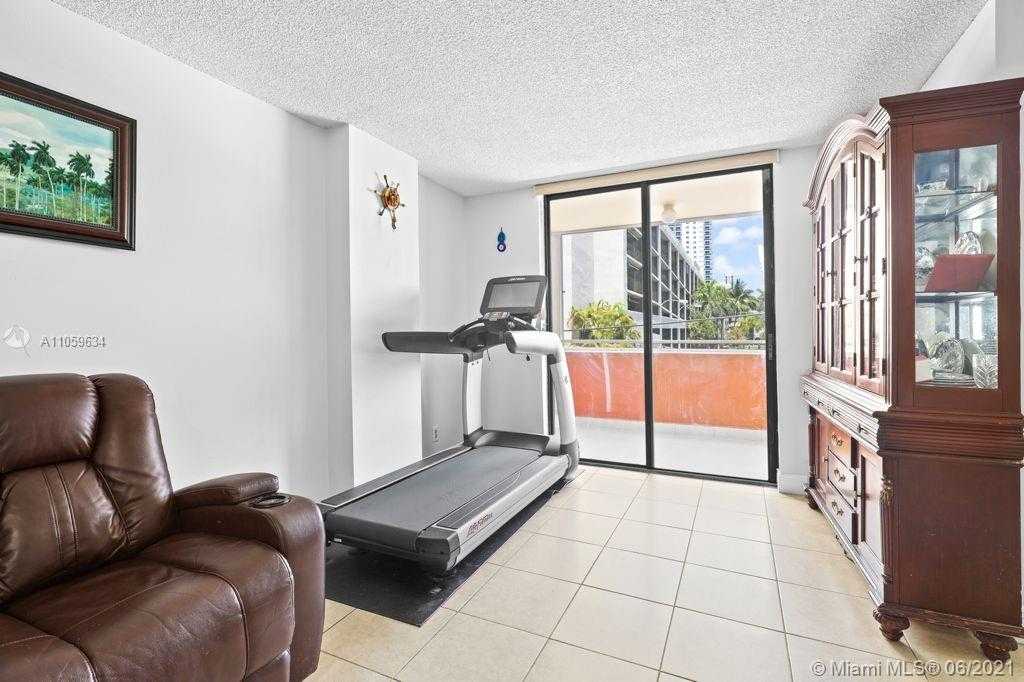 Small Image of 501 SOUTH WEST 1ST ST #209, Miami Number 12