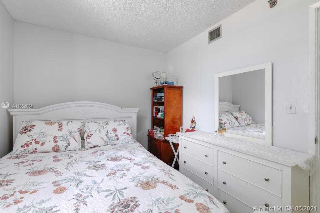 Small Image of 501 SOUTH WEST 1ST ST #209, Miami Number 28