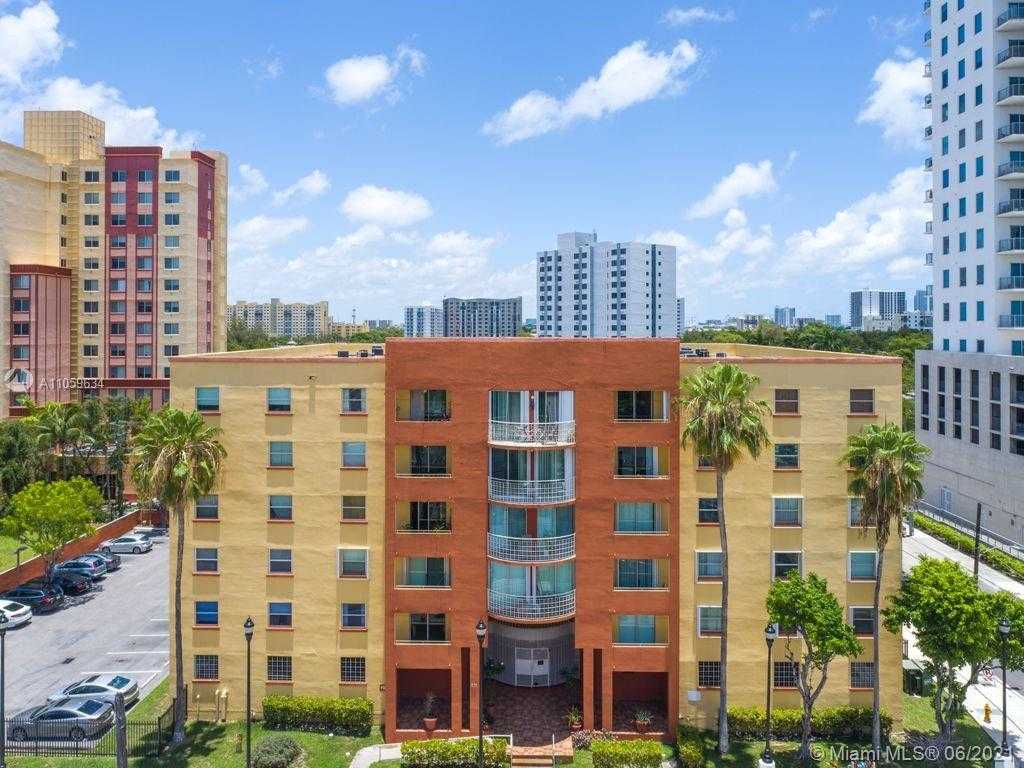 Small Image of 501 SOUTH WEST 1ST ST #209, Miami Number 3