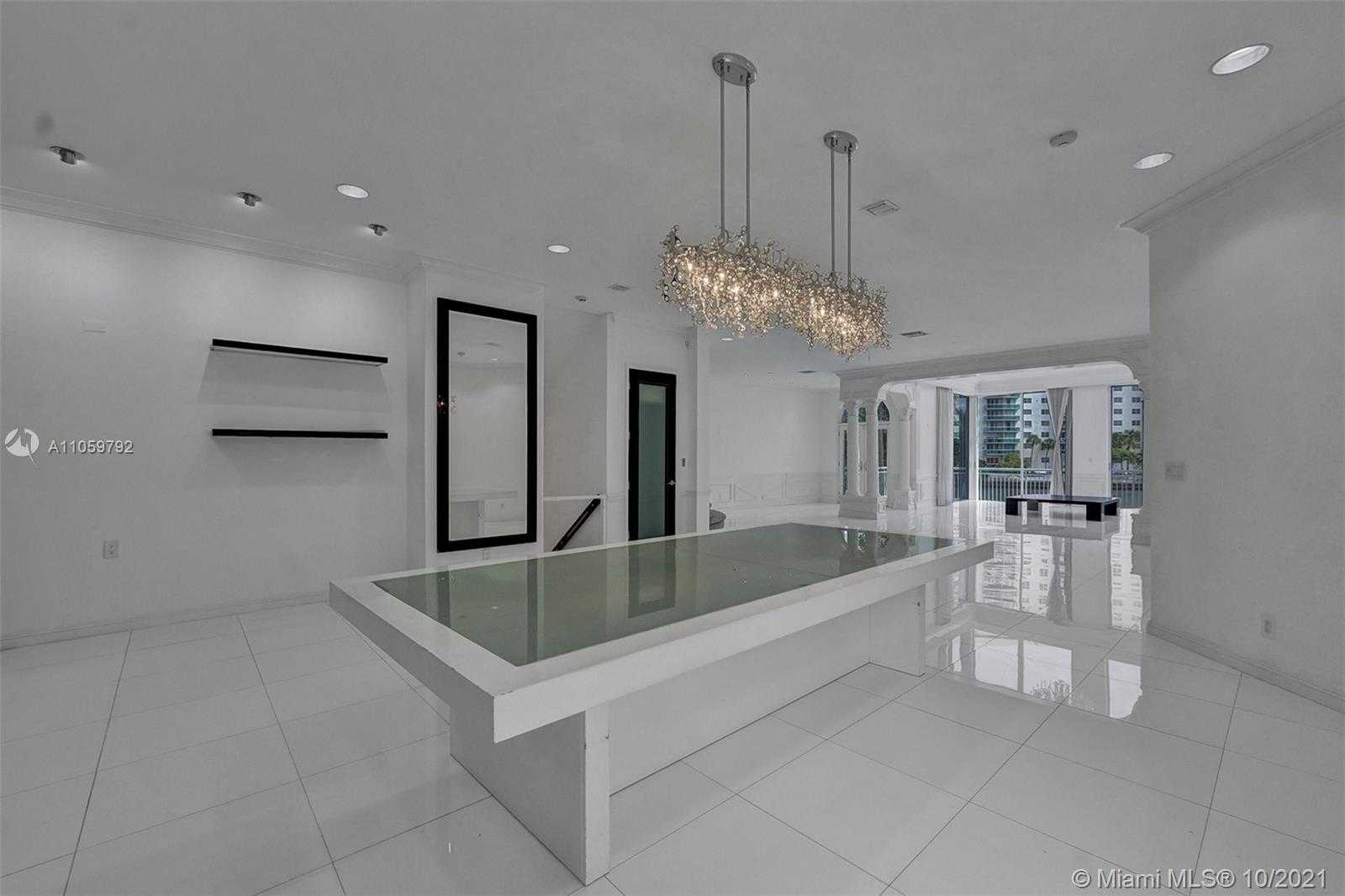 Small Image of 19555 NORTH EAST 37TH AVE, Aventura Number 11
