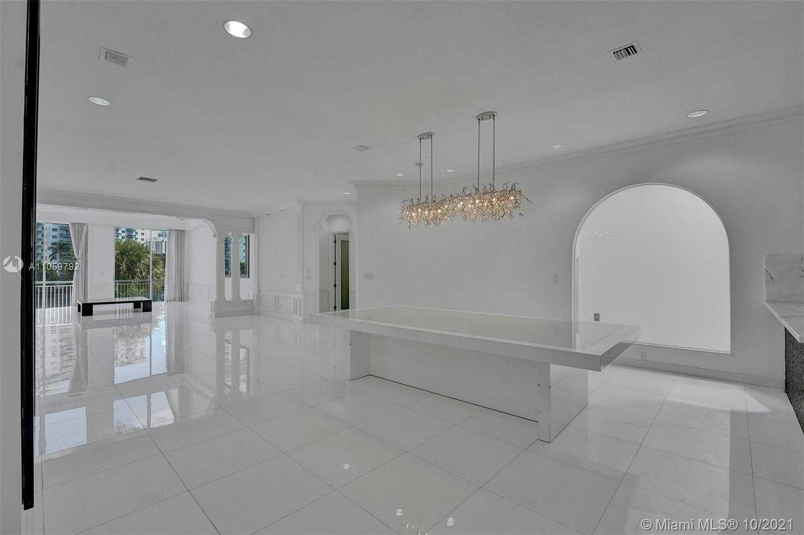 Small Image of 19555 NORTH EAST 37TH AVE, Aventura Number 12