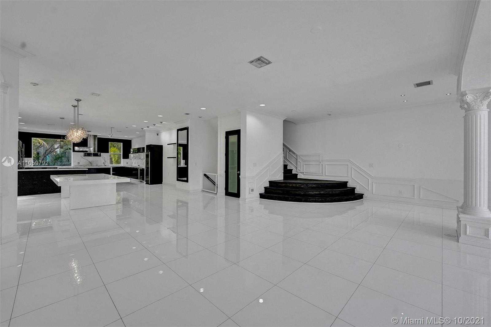 Small Image of 19555 NORTH EAST 37TH AVE, Aventura Number 7