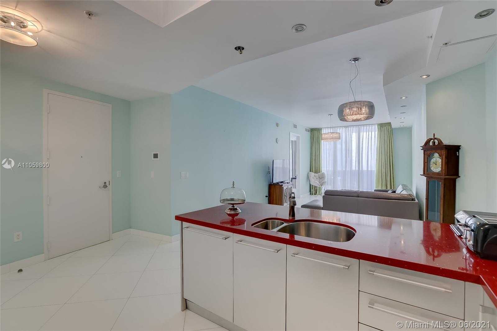 Small Image of 18201 COLLINS AVE #3902, Sunny Isles Beach Number 13