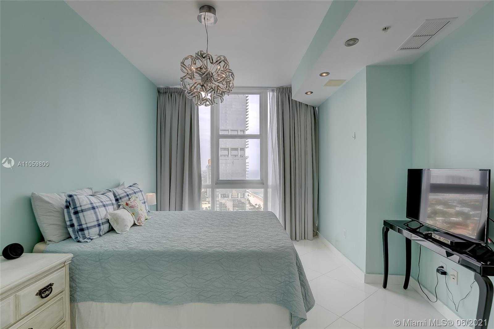 Small Image of 18201 COLLINS AVE #3902, Sunny Isles Beach Number 23