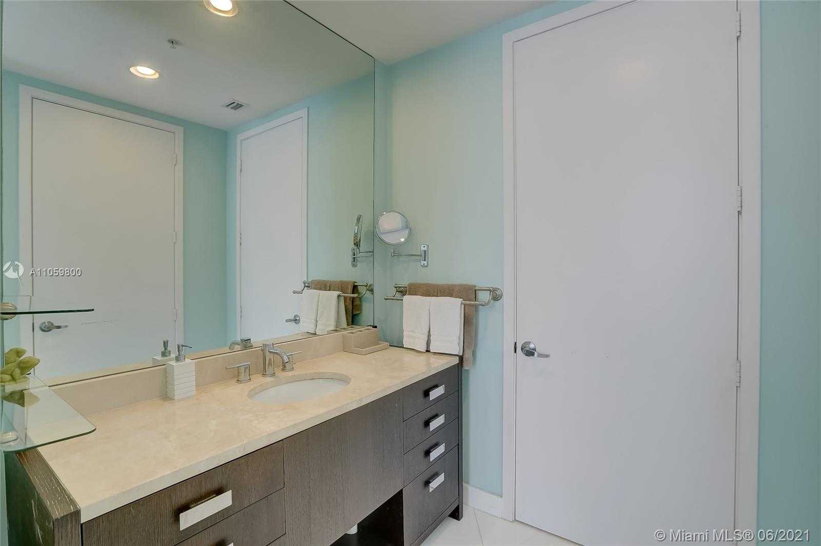 Small Image of 18201 COLLINS AVE #3902, Sunny Isles Beach Number 24