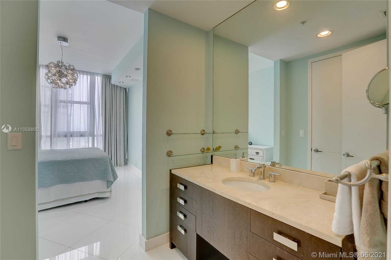 Small Image of 18201 COLLINS AVE #3902, Sunny Isles Beach Number 26