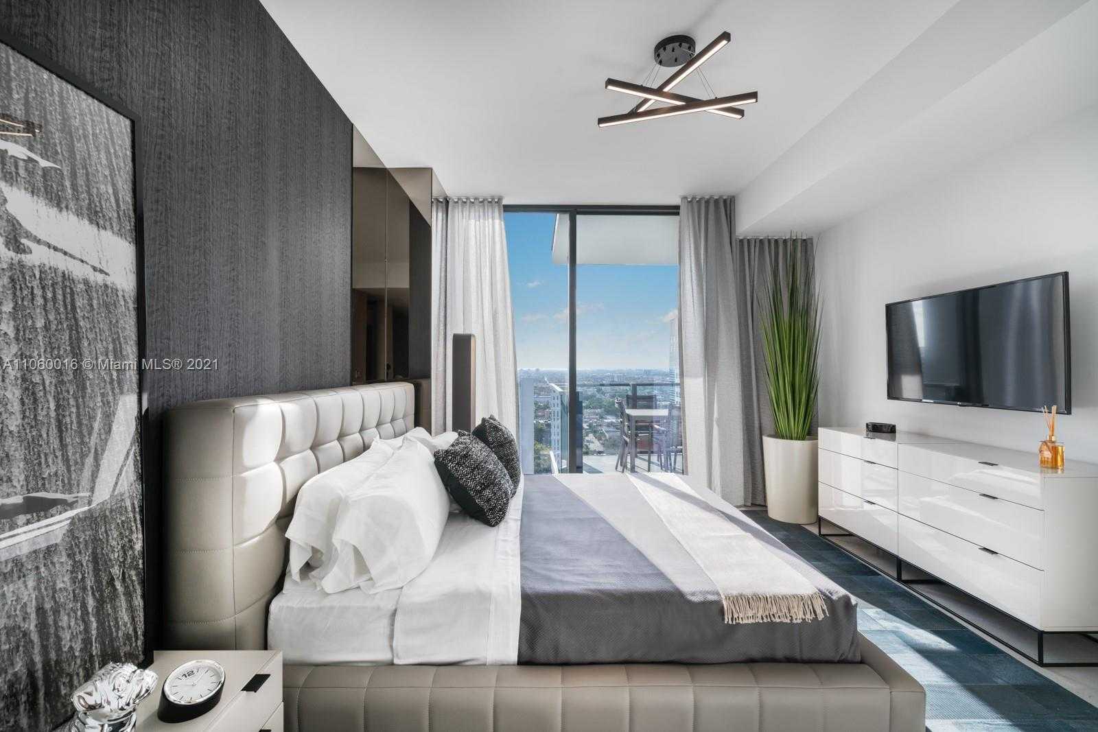 Small Image of 88 SOUTH WEST 7TH ST #1808, Miami Number 8