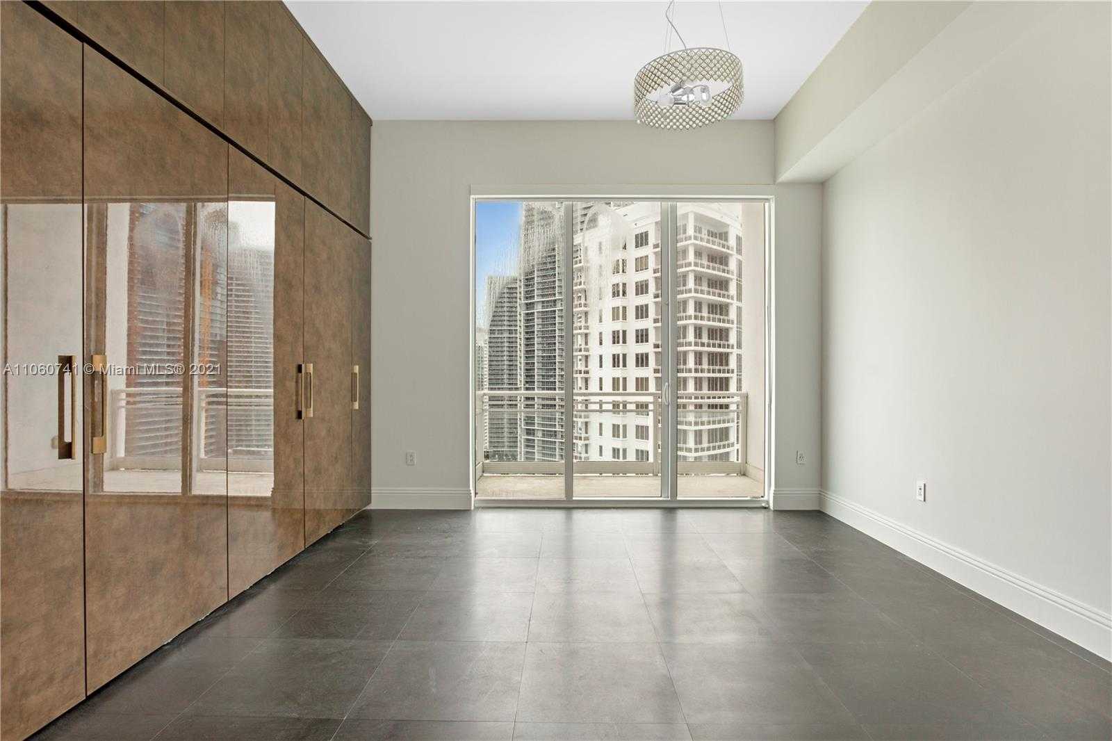 Small Image of 900 BRICKELL KEY BLVD #2604, Miami Number 7