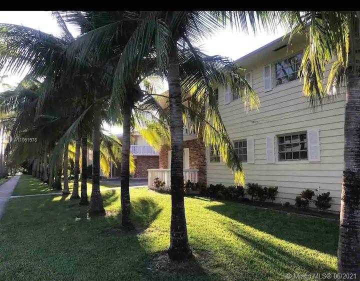 Small Image of 100 SUNRISE DR #25, Key Biscayne Number 19
