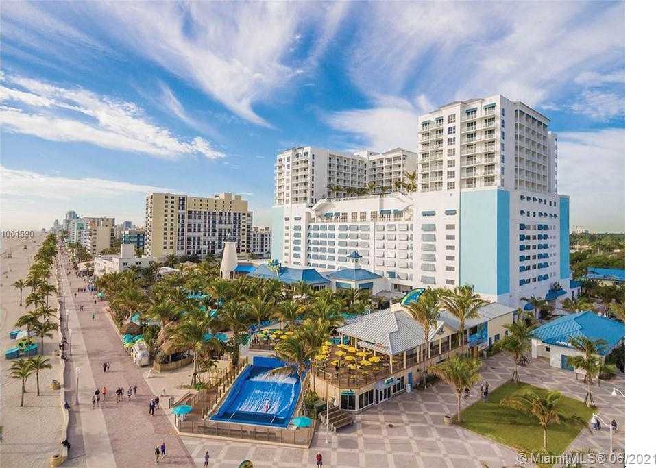 Small Image of 2711 SOUTH OCEAN DR #PH2, Hollywood Number 100
