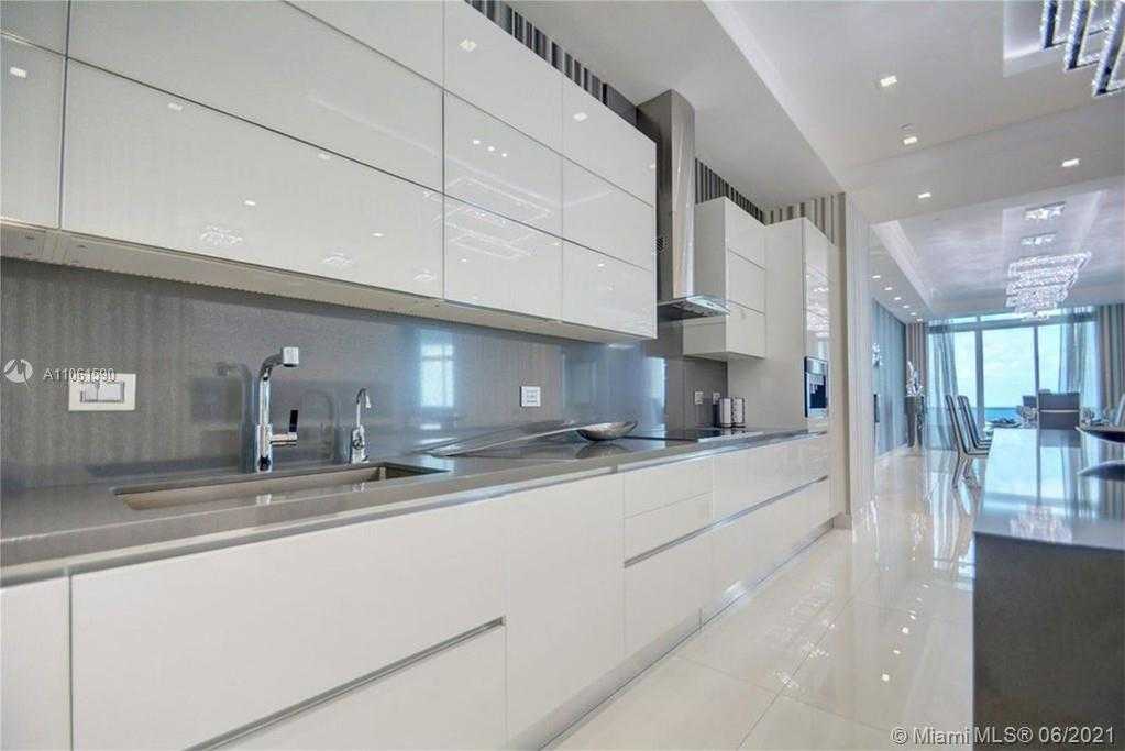 Small Image of 2711 SOUTH OCEAN DR #PH2, Hollywood Number 18