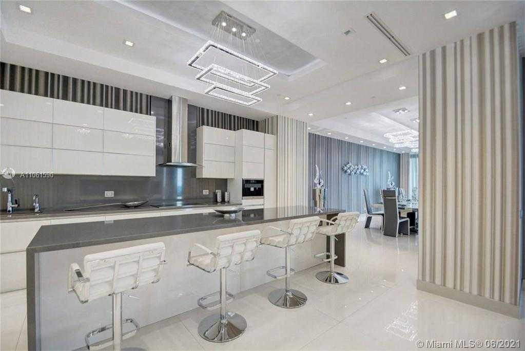 Small Image of 2711 SOUTH OCEAN DR #PH2, Hollywood Number 19