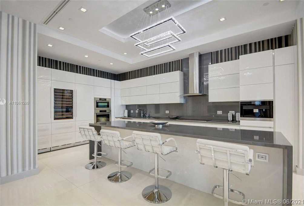 Small Image of 2711 SOUTH OCEAN DR #PH2, Hollywood Number 20