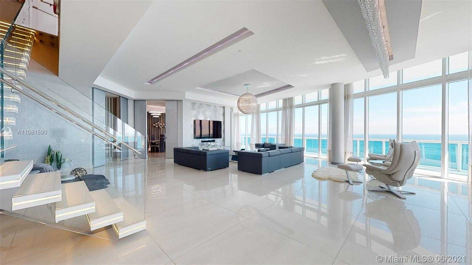 Small Image of 2711 SOUTH OCEAN DR #PH2, Hollywood Number 4