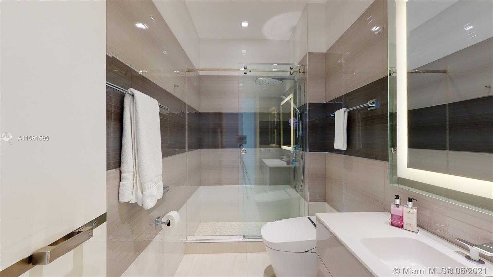Small Image of 2711 SOUTH OCEAN DR #PH2, Hollywood Number 62