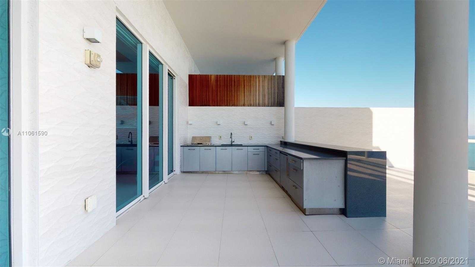 Small Image of 2711 SOUTH OCEAN DR #PH2, Hollywood Number 75