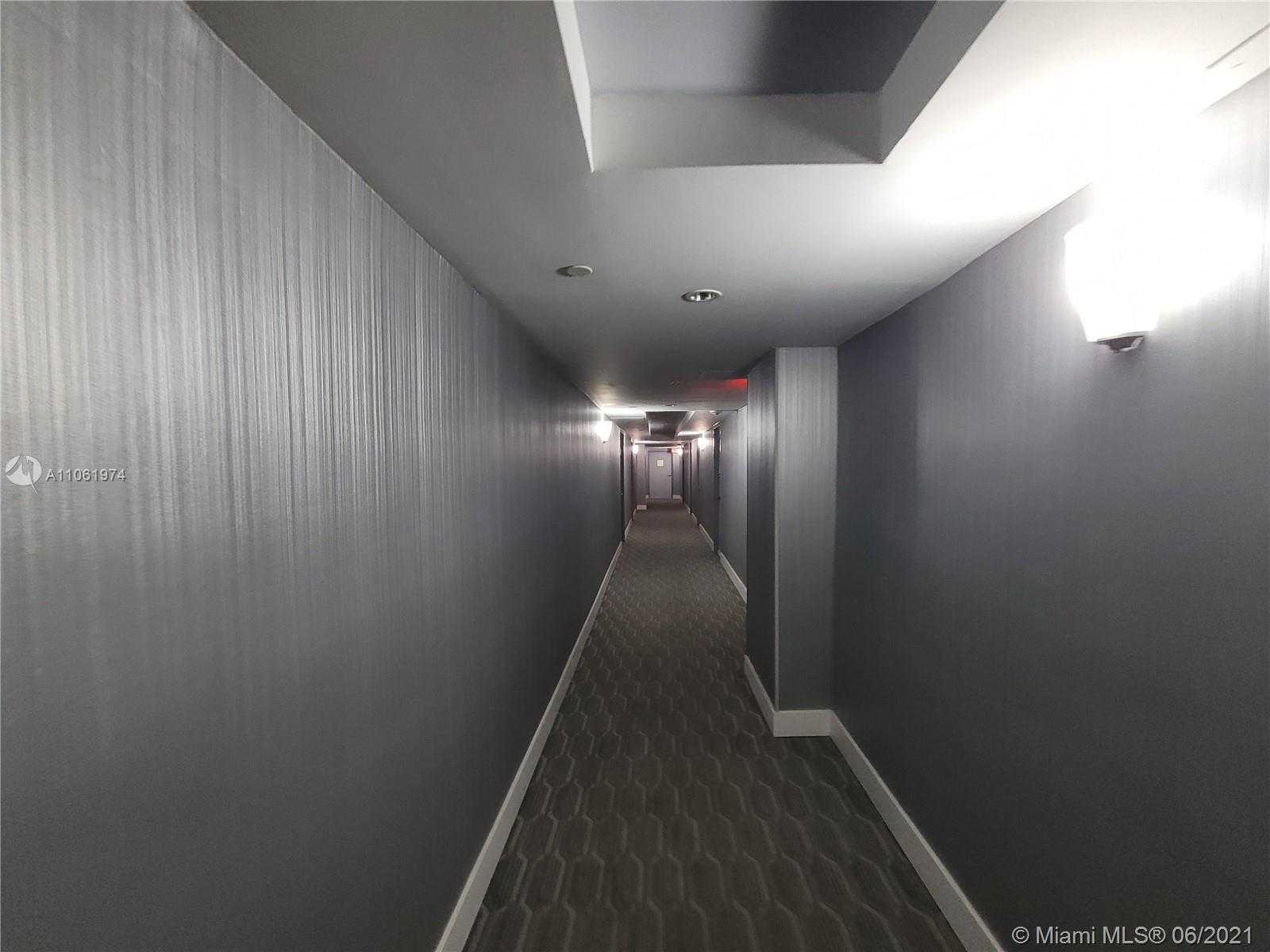 Small Image of 5055 COLLINS AVE #14F, Miami Beach Number 11