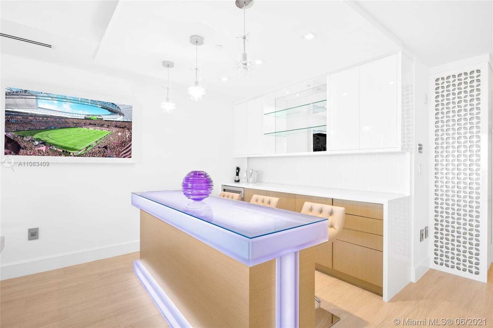 Small Image of 125 OCEAN DR #U-0201, Miami Beach Number 23