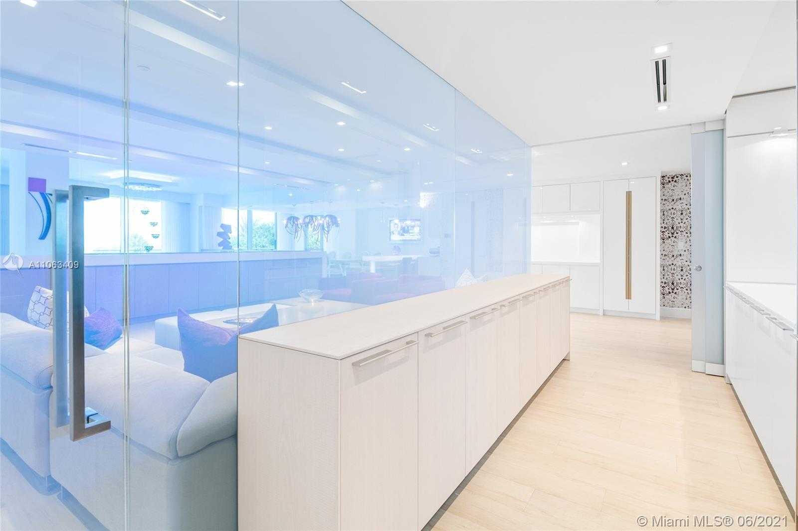 Small Image of 125 OCEAN DR #U-0201, Miami Beach Number 30