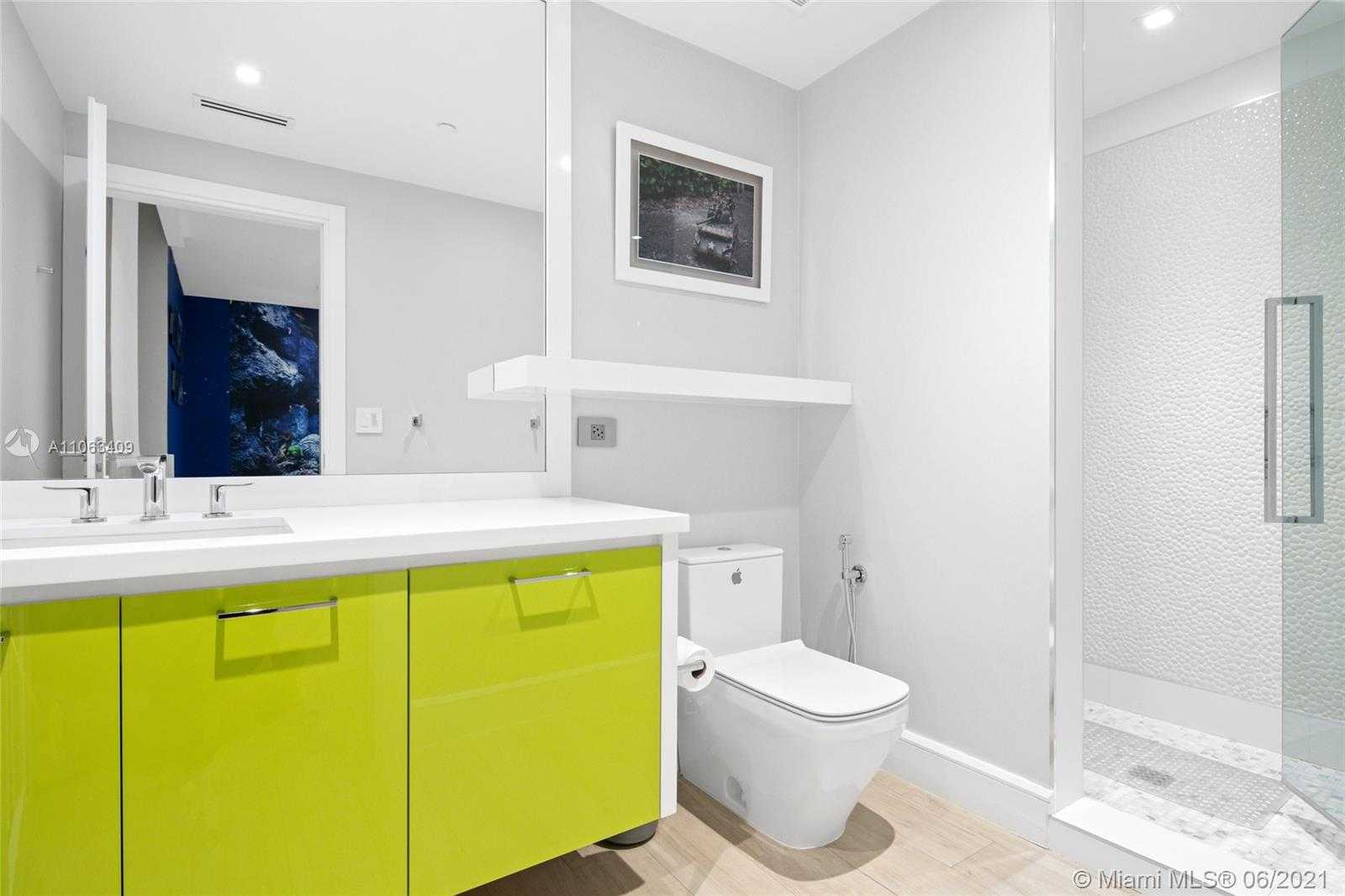 Small Image of 125 OCEAN DR #U-0201, Miami Beach Number 41