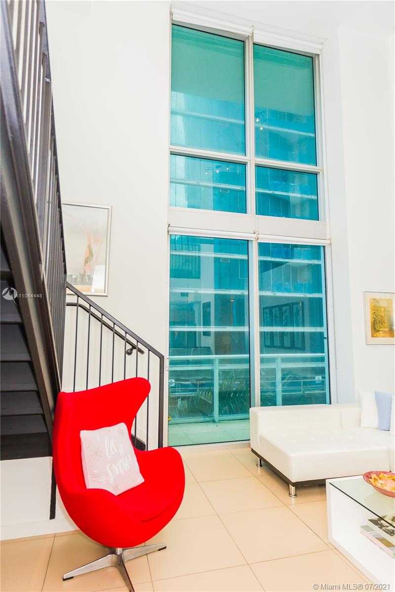 Small Image of 300 SOUTH BISCAYNE BLVD #L-402, Miami Number 19
