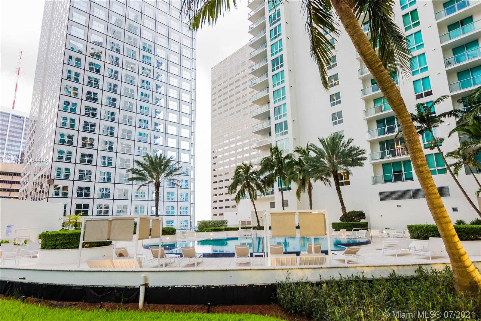Small Image of 300 SOUTH BISCAYNE BLVD #L-402, Miami Number 2