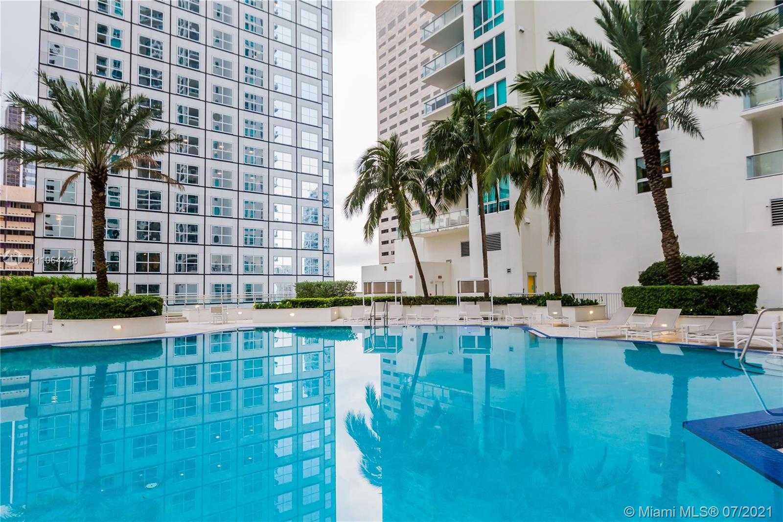 Small Image of 300 SOUTH BISCAYNE BLVD #L-402, Miami Number 8