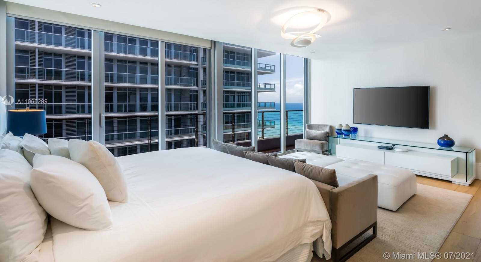 Small Image of 3651 COLLINS AVE #PH, Miami Beach Number 14