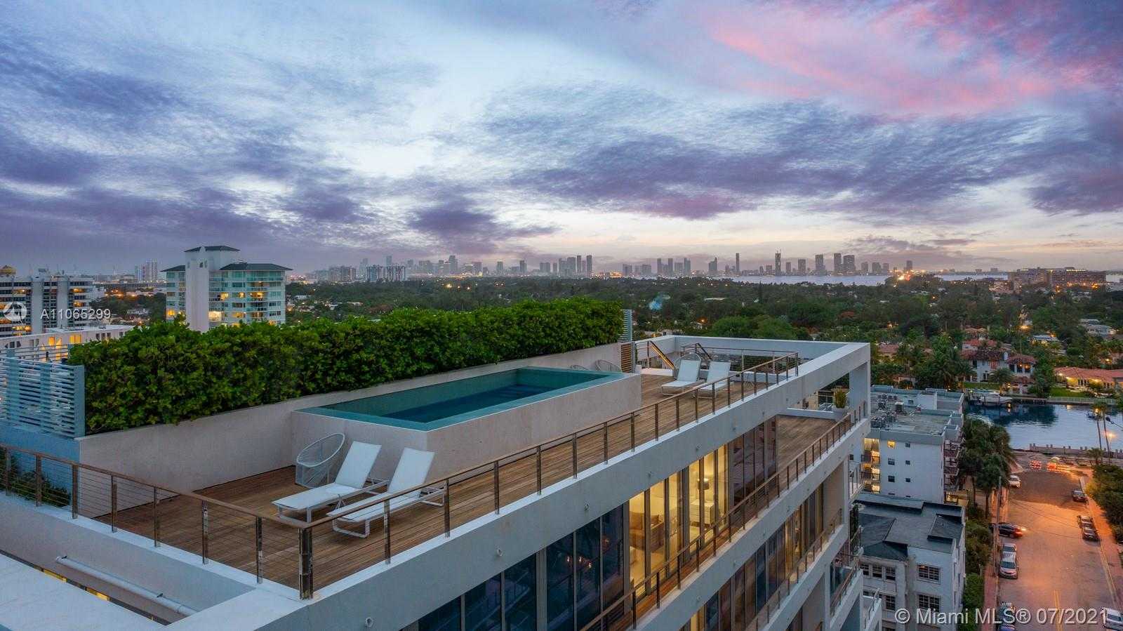 Small Image of 3651 COLLINS AVE #PH, Miami Beach Number 2