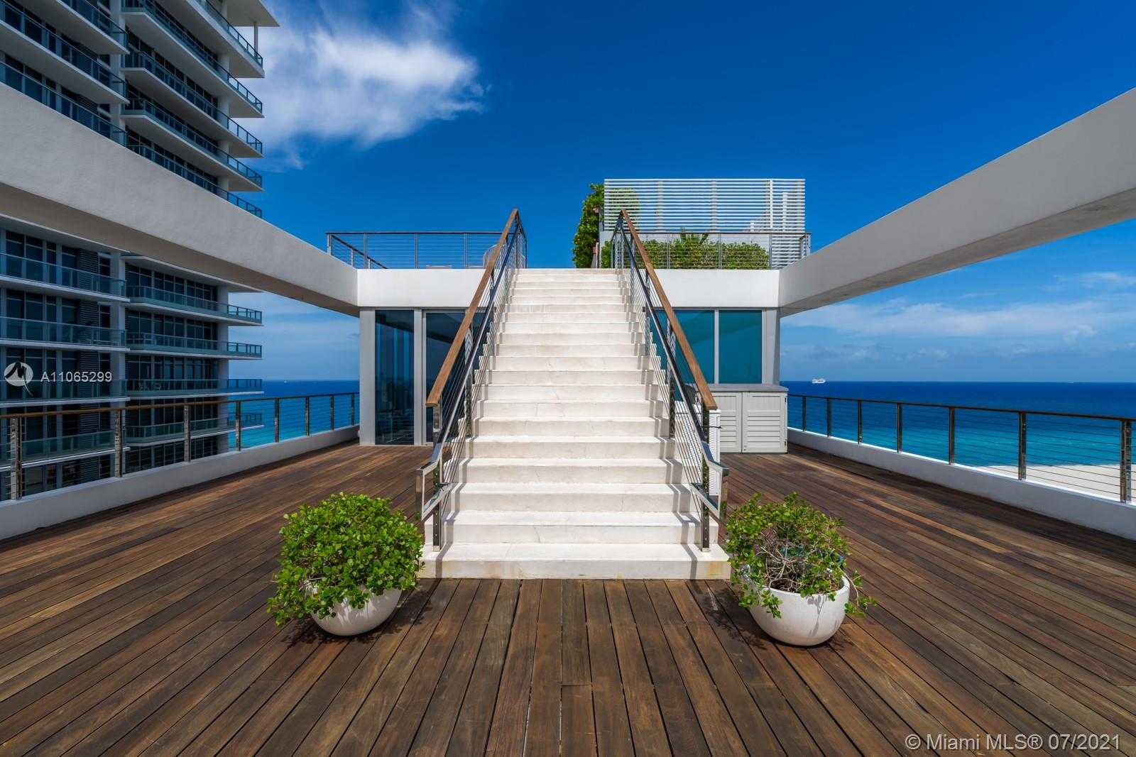 Small Image of 3651 COLLINS AVE #PH, Miami Beach Number 21