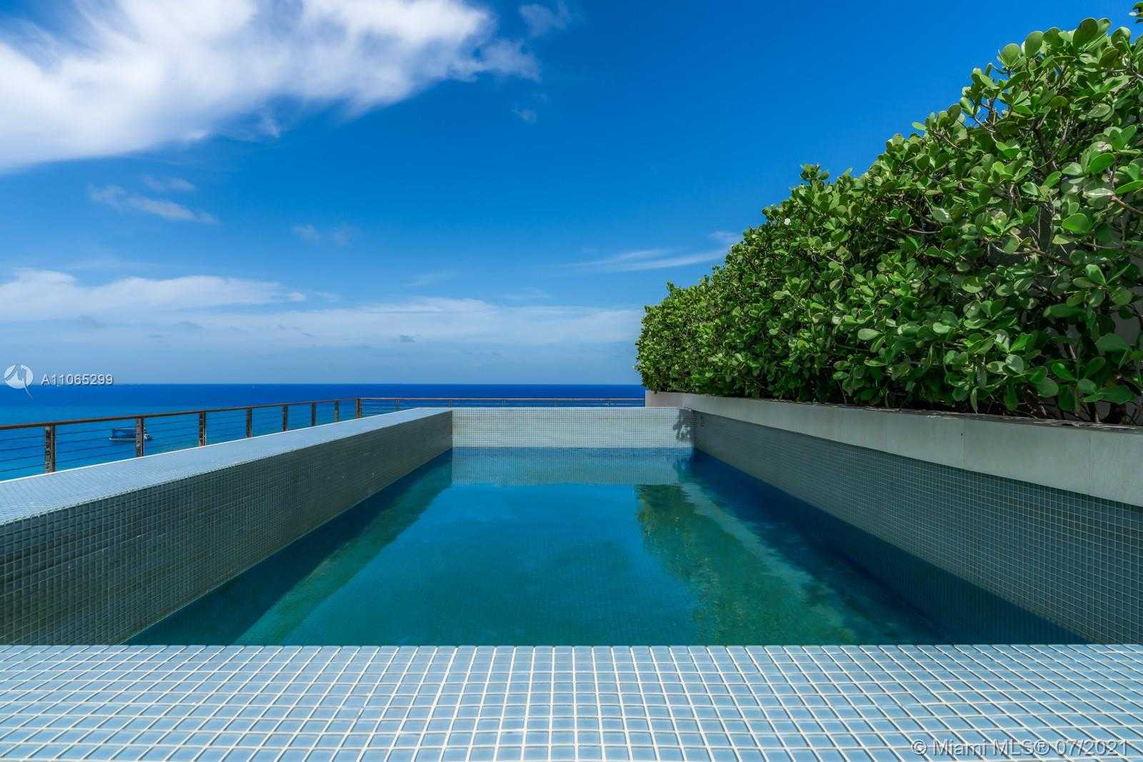 Small Image of 3651 COLLINS AVE #PH, Miami Beach Number 23