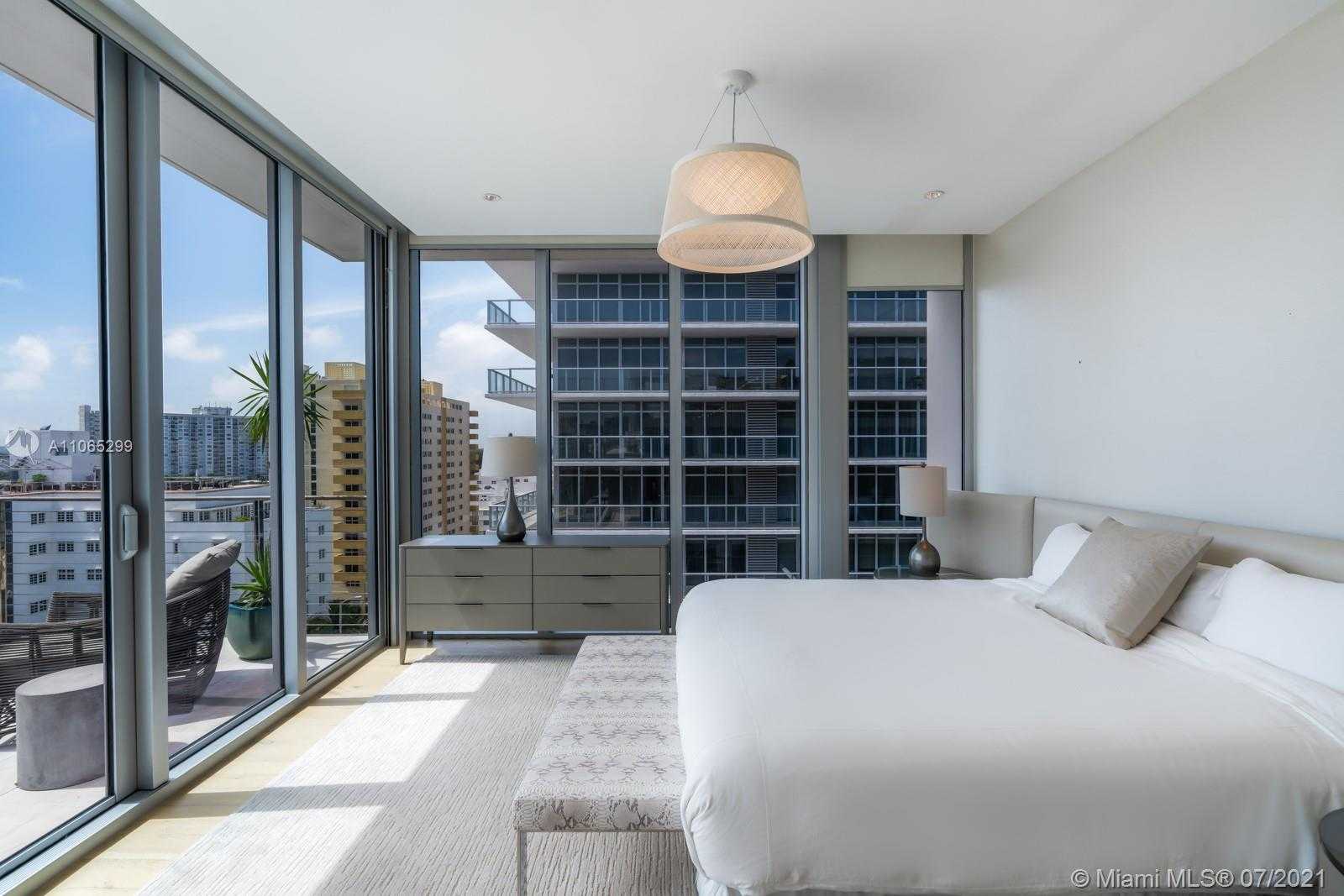 Small Image of 3651 COLLINS AVE #PH, Miami Beach Number 27
